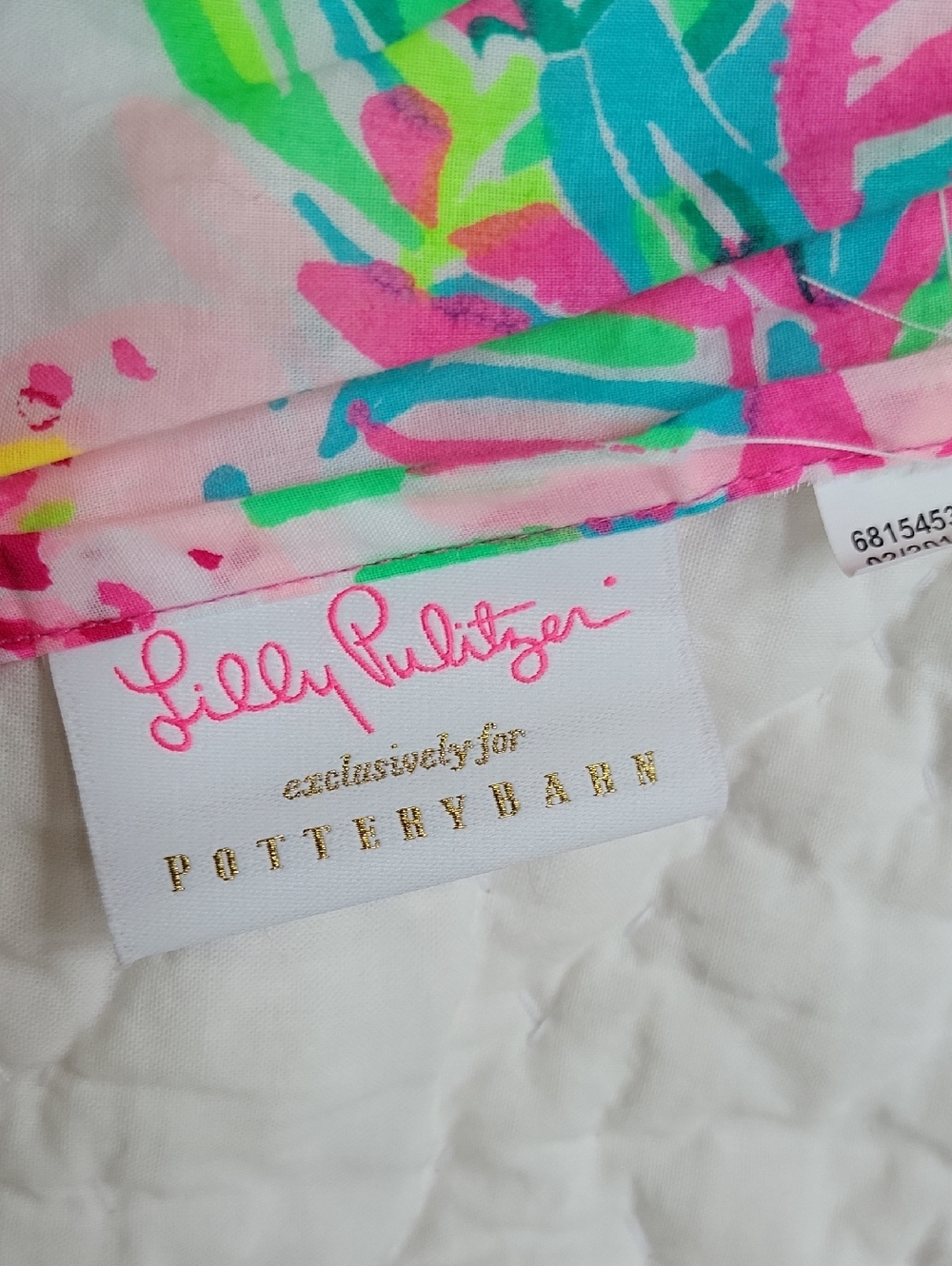 2 Lilly Pulitzer - Pottery Barn Tropical Floral Quilted Pillow Shams 26" By 26" - Picture 7 of 9